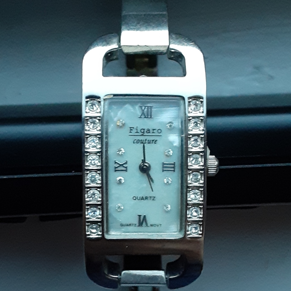 Figaro Couture Watch- Needs New Battery